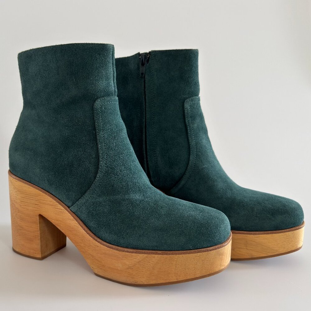 Charlotte Stone Paz Green Suede Boots US 10